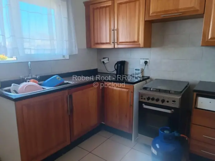 Townhouse/Cluster to Rent in Meyrick Park, Harare