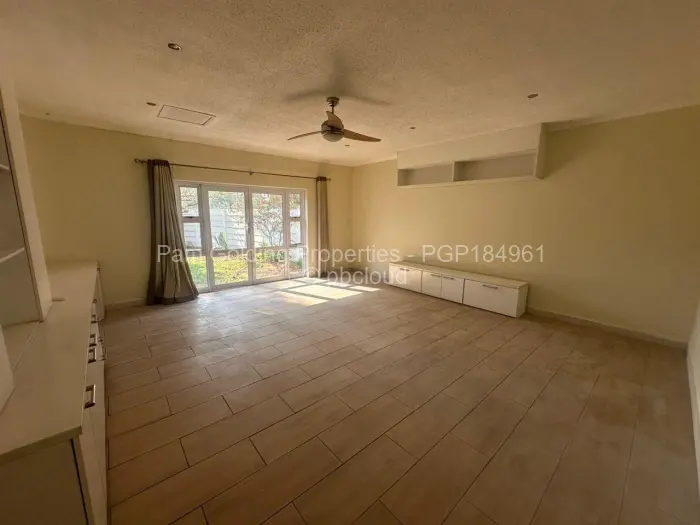 Townhouse/Complex/Cluster to Rent in Avondale