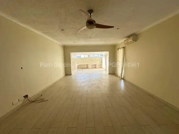 Townhouse/Complex/Cluster to Rent in Avondale