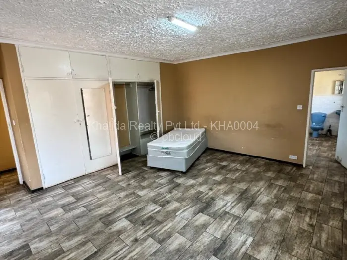 Commercial Property to Rent in Borrowdale, Harare
