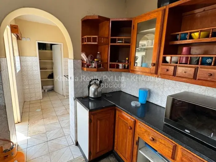 Commercial Property to Rent in Borrowdale, Harare