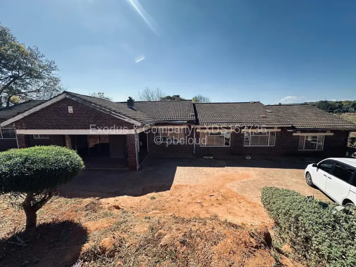 7 Bedroom House for Sale in Borrowdale, Harare