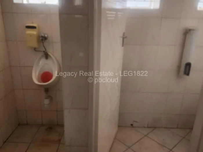 Commercial Property to Rent in Newlands