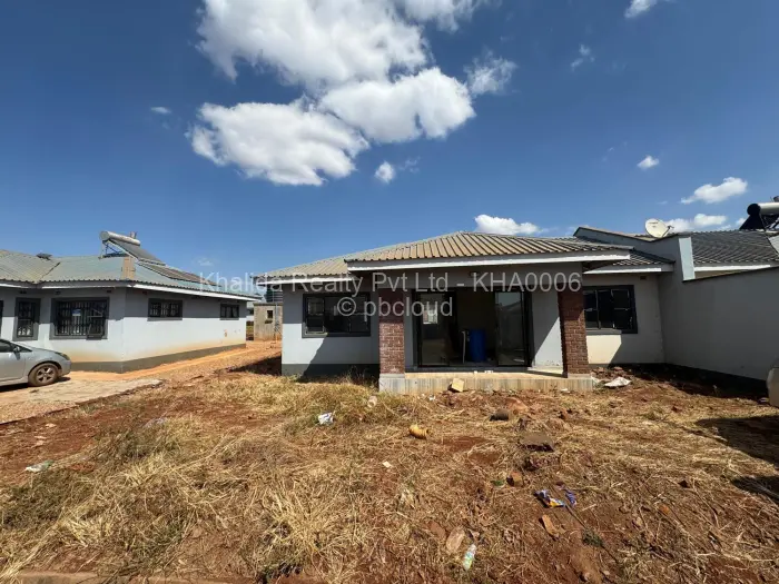 Townhouse/Complex/Cluster to Rent in Tynwald, Harare