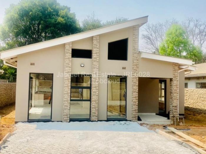 Townhouse/Cluster to Rent in Marlborough, Harare