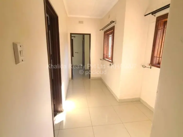 4 Bedroom House to Rent in Mount Pleasant