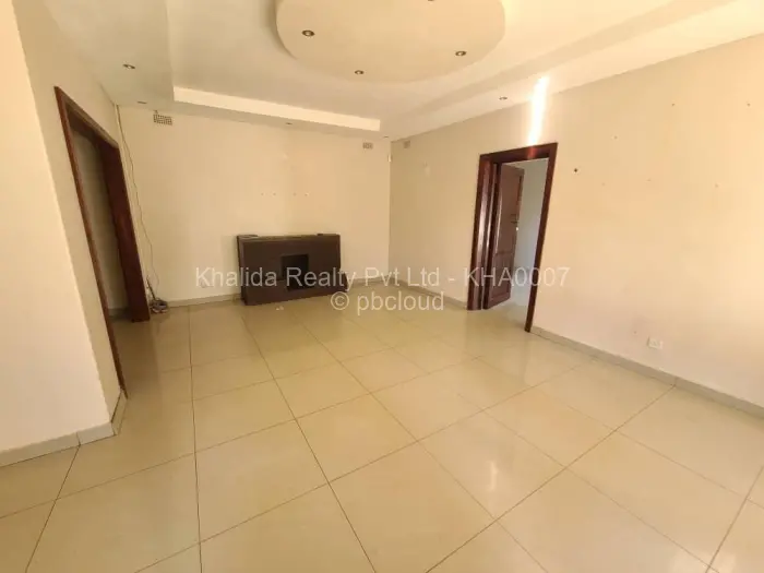 4 Bedroom House to Rent in Mount Pleasant
