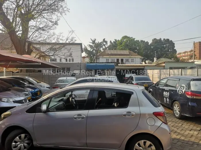 Townhouse/Cluster for Sale in Avenues, Harare