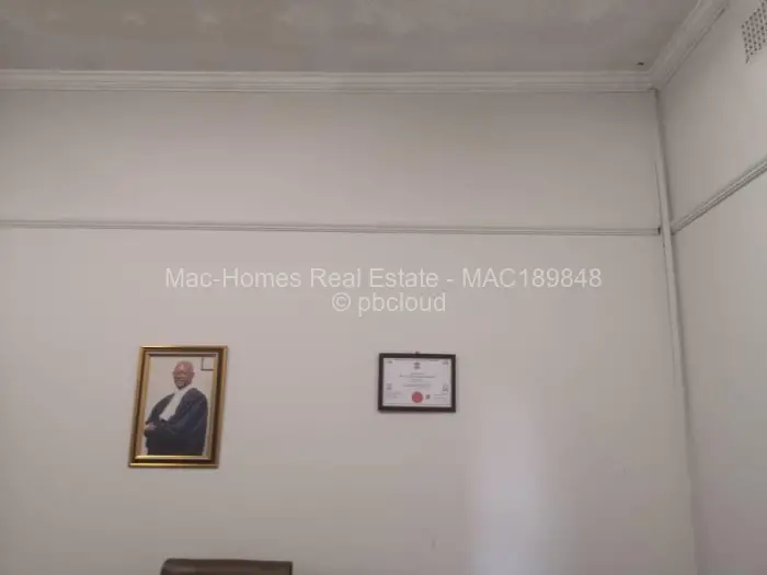 Townhouse/Cluster for Sale in Avenues, Harare