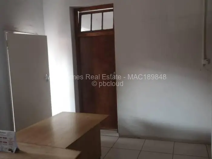 Townhouse/Cluster for Sale in Avenues, Harare