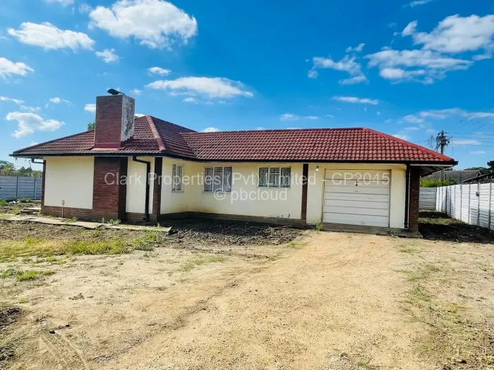 3 Bedroom House for Sale in Avonlea, Harare