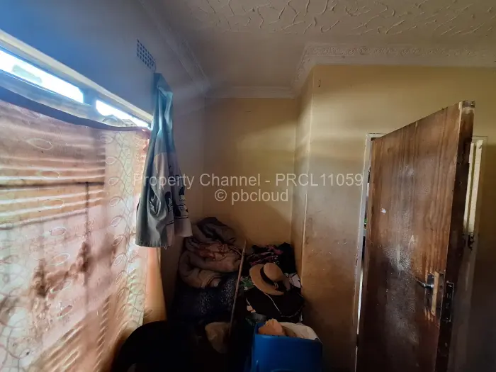 5 Bedroom House for Sale in Mabvuku, Harare
