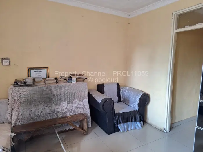 5 Bedroom House for Sale in Mabvuku, Harare