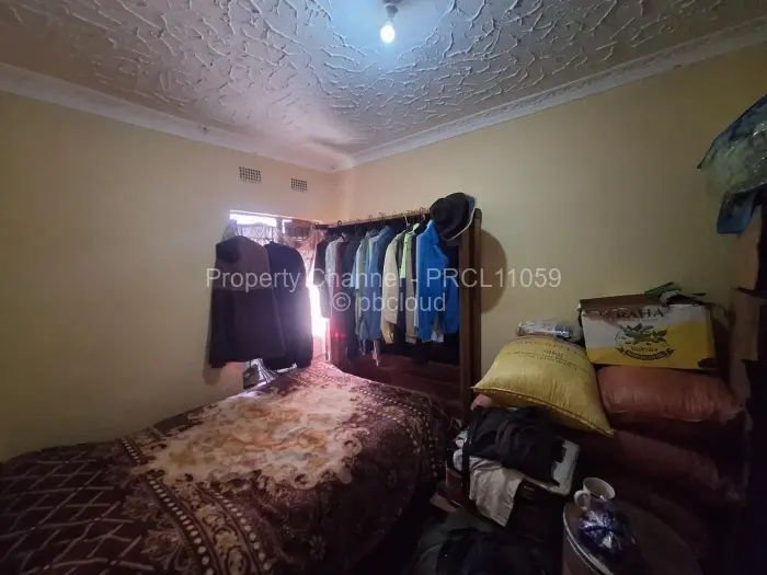 5 Bedroom House for Sale in Mabvuku, Harare