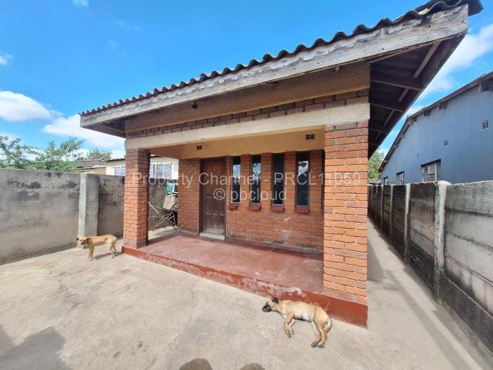 5 Bedroom House for Sale in Mabvuku, Harare