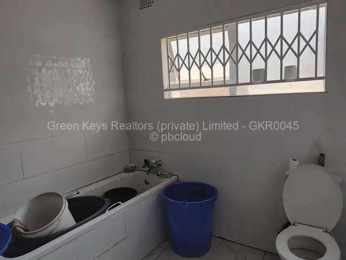 3 Bedroom House for Sale in Glaudina, Harare