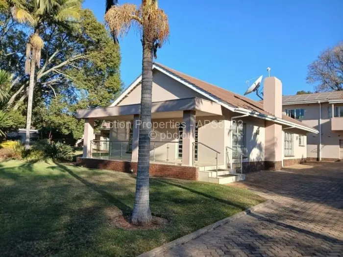 6 Bedroom House to Rent in Mount Pleasant