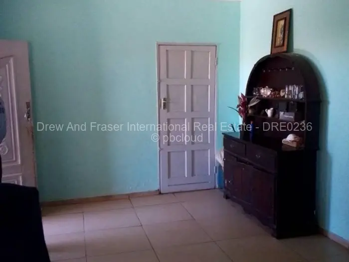 4 Bedroom House for Sale in Madokero Estates, Harare