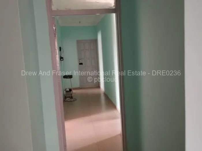 4 Bedroom House for Sale in Madokero Estates, Harare