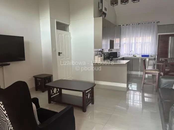 Townhouse/Complex/Cluster to Rent in Alexandra Park