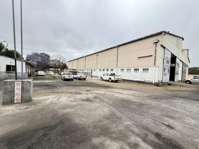 Industrial Property for Sale in Donnington, Bulawayo