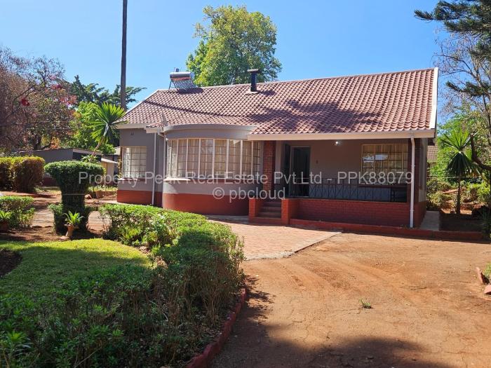 House to Rent in Kamfinsa, Harare