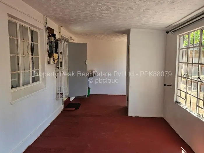 House to Rent in Kamfinsa, Harare