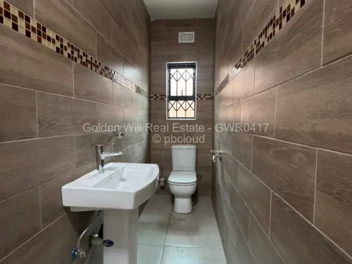 Townhouse/Complex/Cluster to Rent in Mount Pleasant, Harare