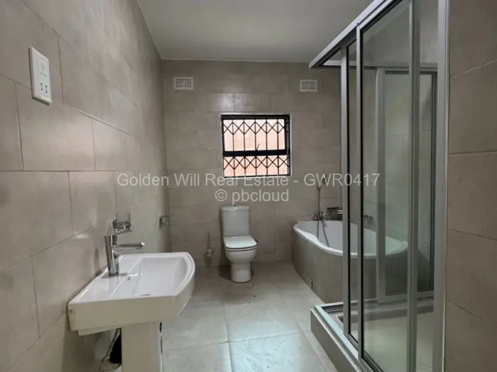 Townhouse/Complex/Cluster to Rent in Mount Pleasant, Harare