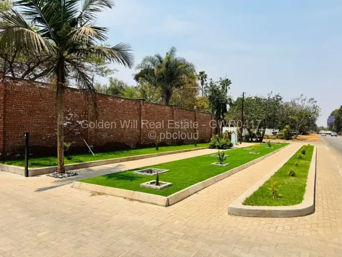 Townhouse/Complex/Cluster to Rent in Mount Pleasant, Harare