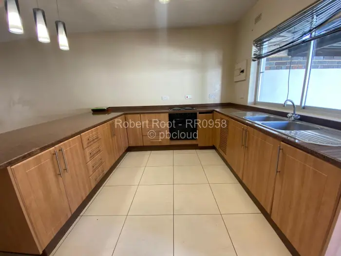 2 Bedroom Cottage/Garden Flat to Rent in Avondale
