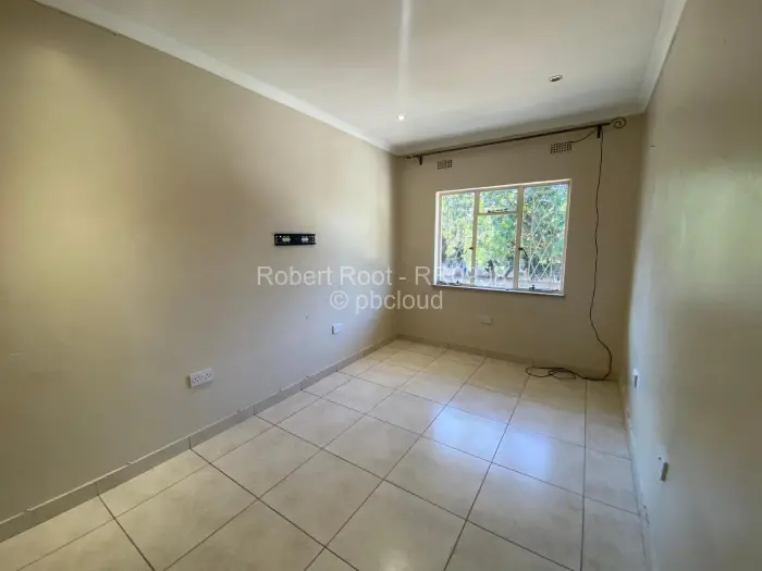 2 Bedroom Cottage/Garden Flat to Rent in Avondale