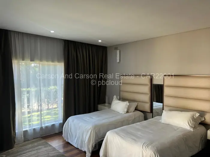 Townhouse/Complex/Cluster to Rent in Newlands, Harare