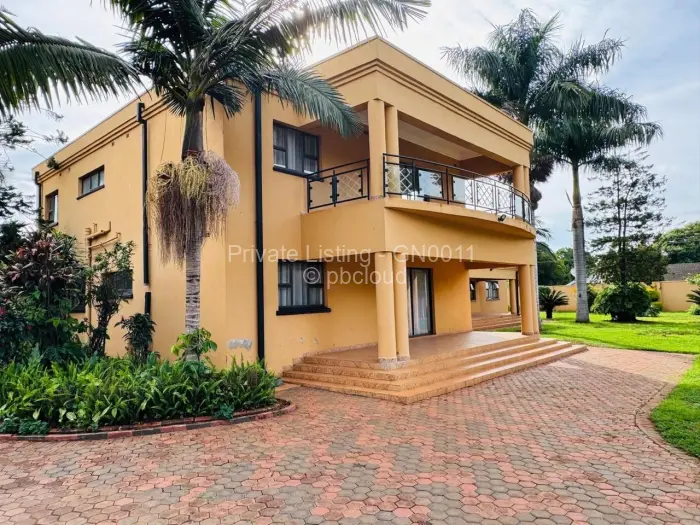 5 Bedroom House for Sale in Borrowdale, Harare