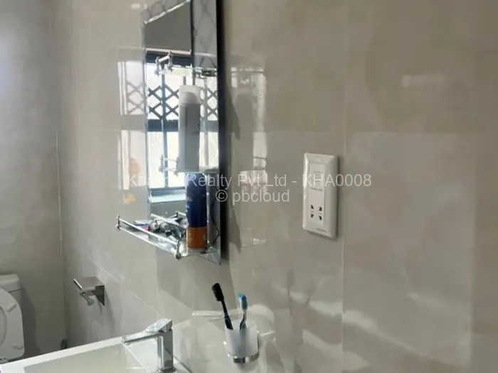 Townhouse/Complex/Cluster to Rent in Madokero Estates