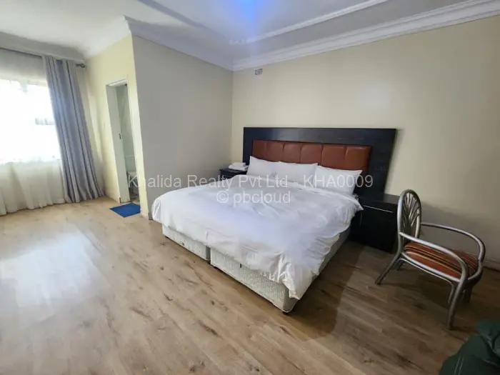 9 Bedroom House to Rent in Rusape, Rusape