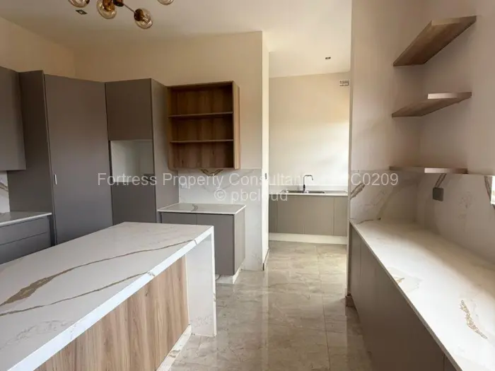 5 Bedroom House for Sale in Mount Pleasant Heights, Harare