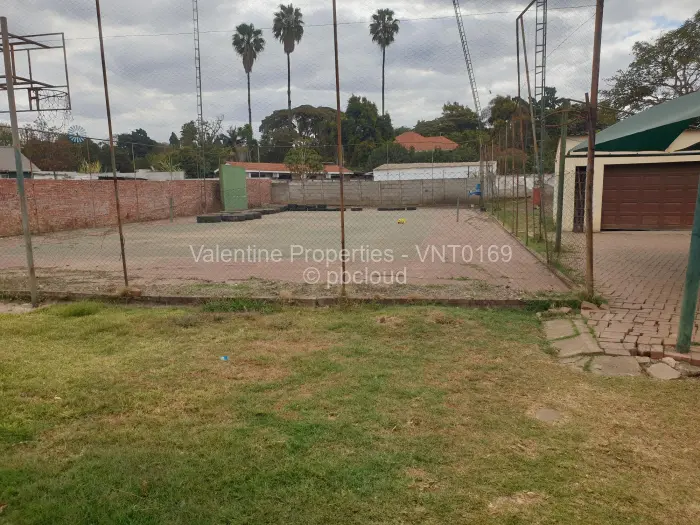 Commercial Property to Rent in Avondale, Harare