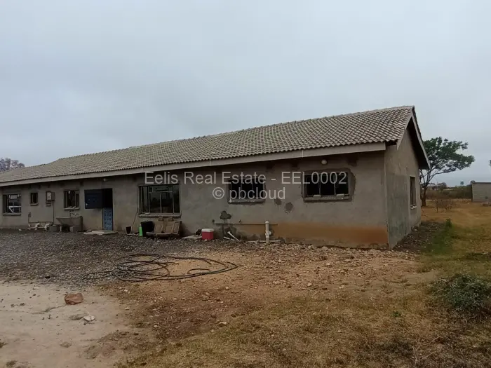 4 Bedroom House for Sale in Daylesford, Gweru