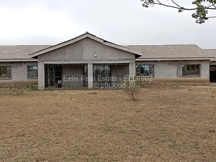 4 Bedroom House for Sale in Daylesford, Gweru
