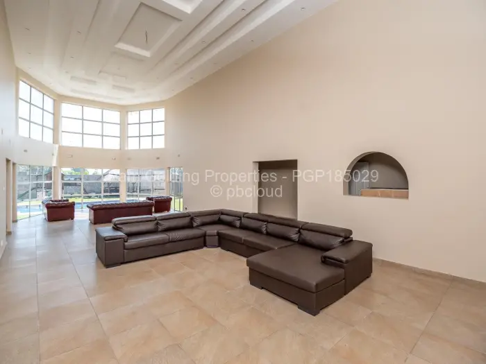 6 Bedroom House for Sale in Chadcombe, Harare