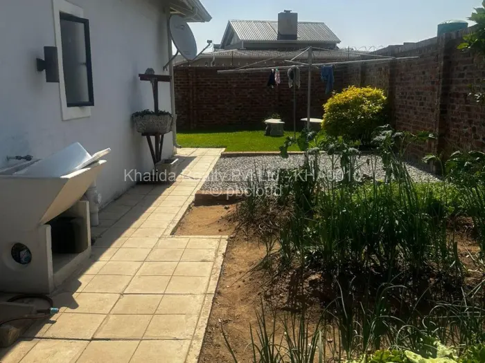 Townhouse/Complex/Cluster to Rent in Arlington