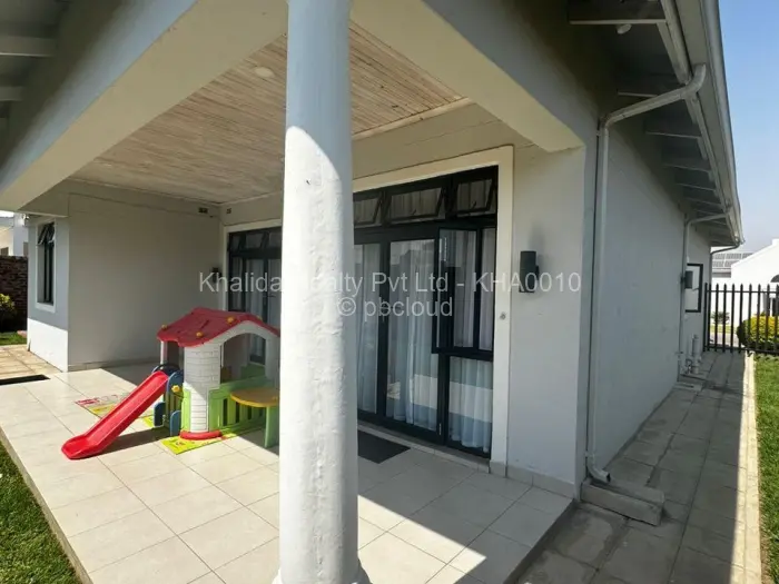 Townhouse/Complex/Cluster to Rent in Arlington