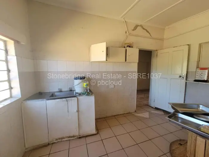 3 Bedroom House for Sale in Bellevue, Bulawayo