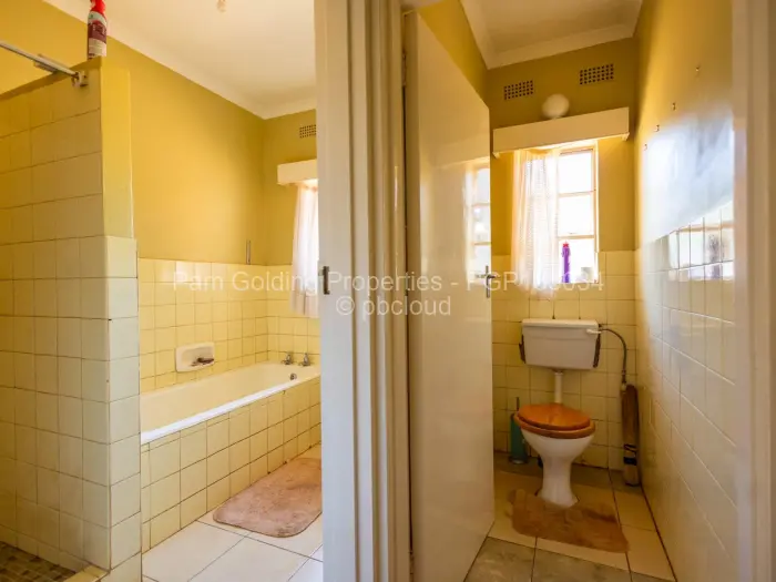 3 Bedroom House for Sale in Borrowdale, Harare