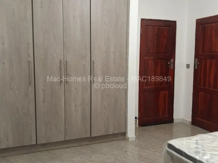 5 Bedroom House to Rent in Mount Pleasant Heights