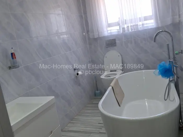 5 Bedroom House to Rent in Mount Pleasant Heights