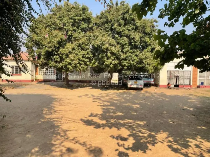 4 Bedroom House for Sale in Waterfalls, Harare