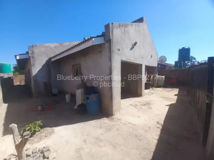 4 Bedroom House for Sale in Damofalls, Damofalls