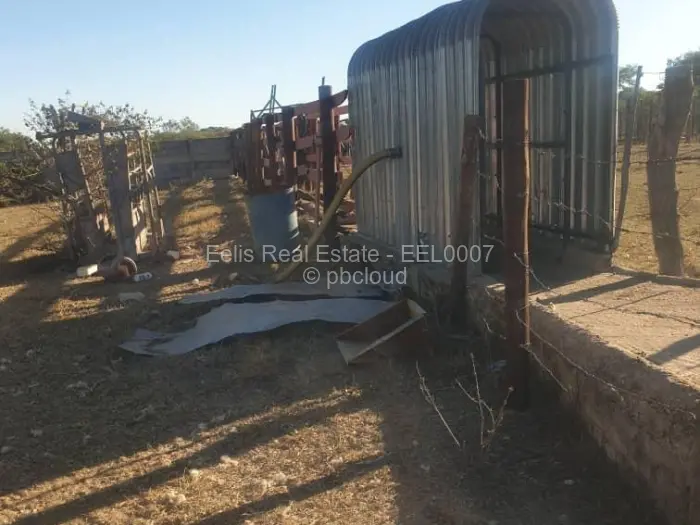 Farm/Plot for Sale in Hertfordshire, Gweru